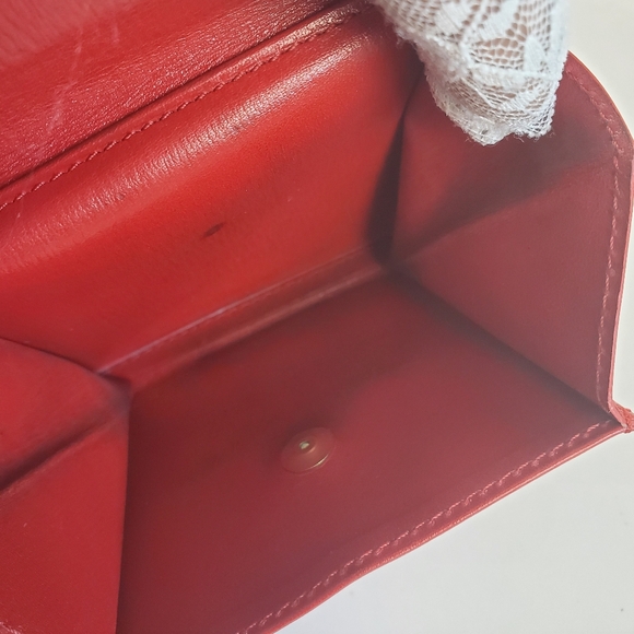 Louis Vuitton Epi Wallet Bifold Red - Picture 5 of 10